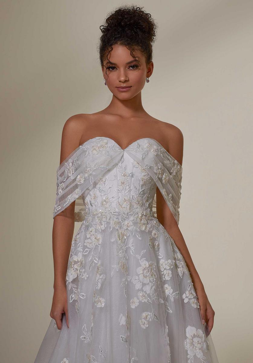 Melanie Wedding Dress #2541