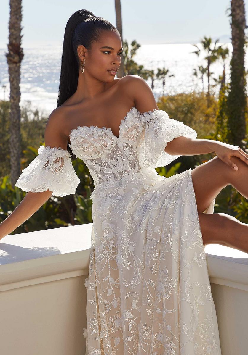 Magdalena Wedding Dress #2558